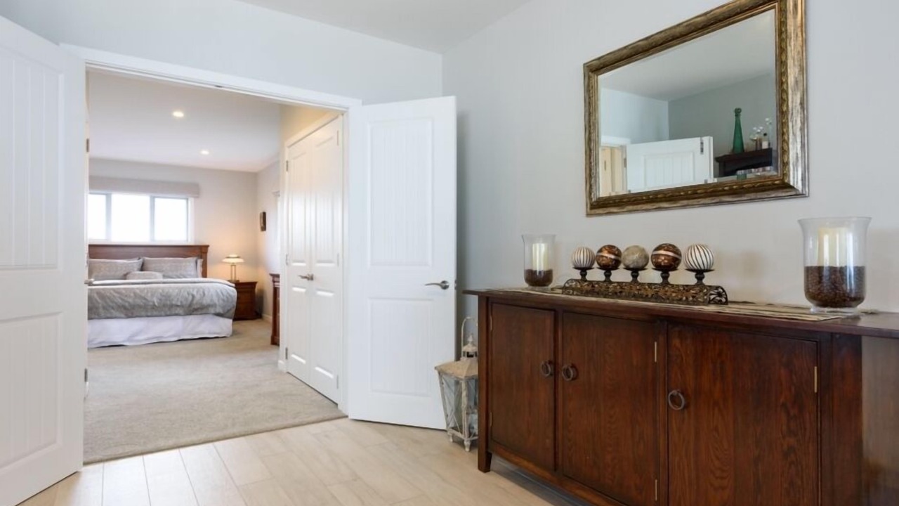 Photo of Bedroom in Omanu