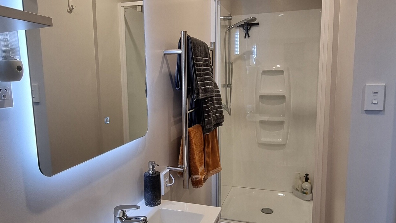 Photo of Bathroom in Clive