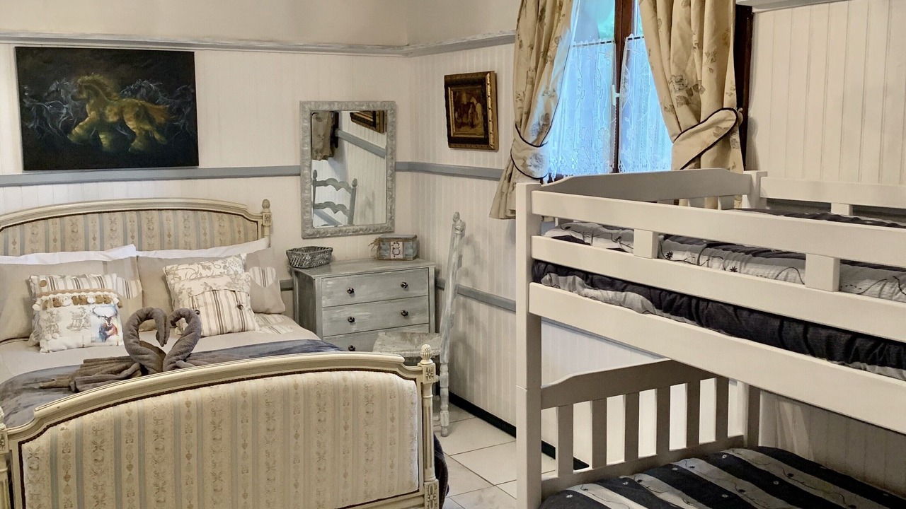 Photo of Bedroom in Jarze
