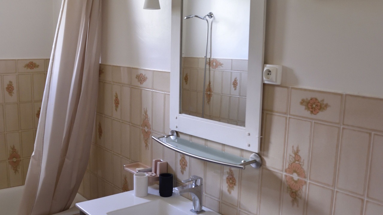 Photo of Bathroom in Barcelonnette