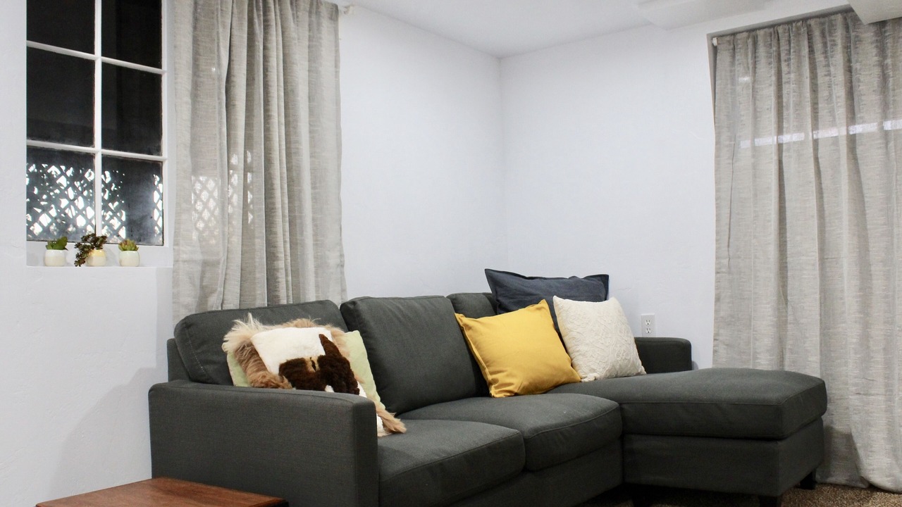 Photo of Livingroom in Cottonwood Heights