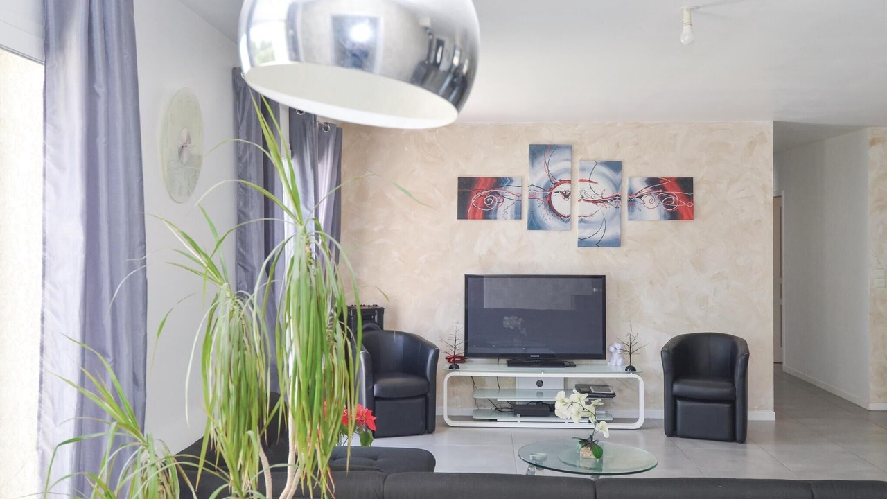 Photo of Bedroom in Sernhac