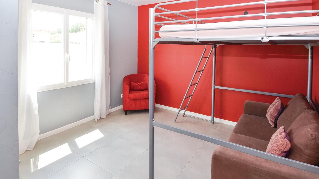 Photo of Others in Sernhac