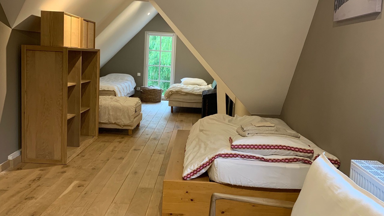 Photo of Bedroom in Saint-Quentin-en-Tourmont