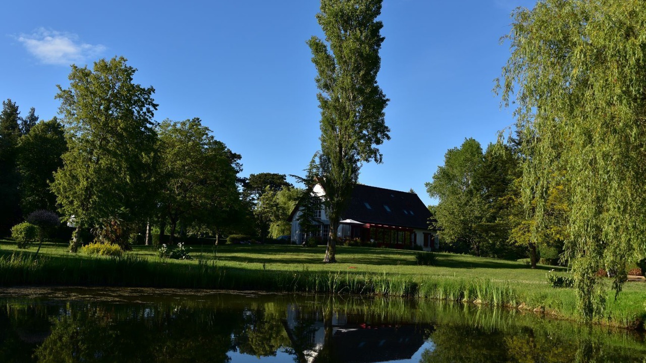Photo of Outdoor in Saint-Quentin-en-Tourmont