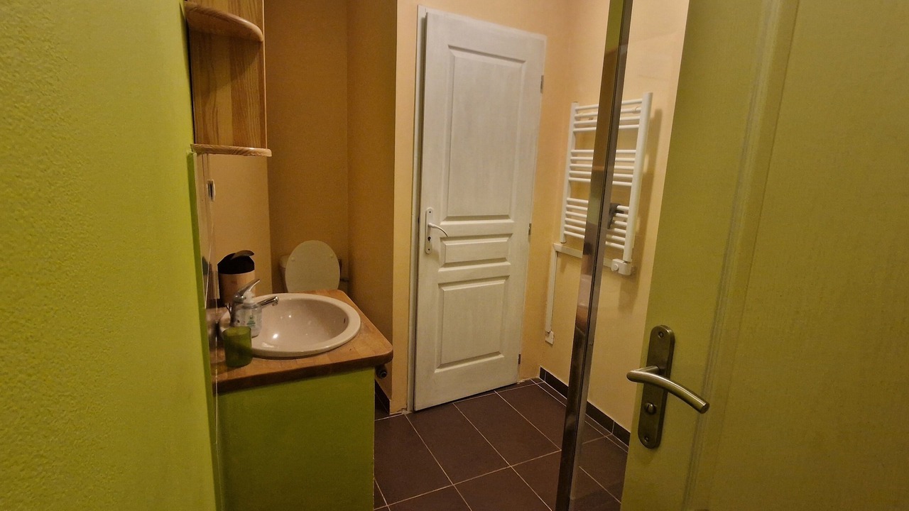 Photo of Bathroom in Lasalle