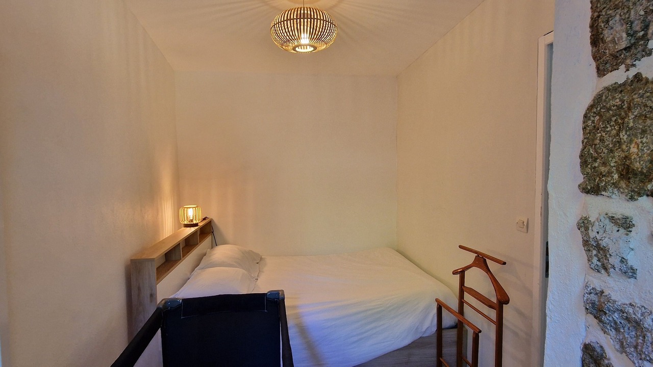 Photo of Bedroom in Lasalle