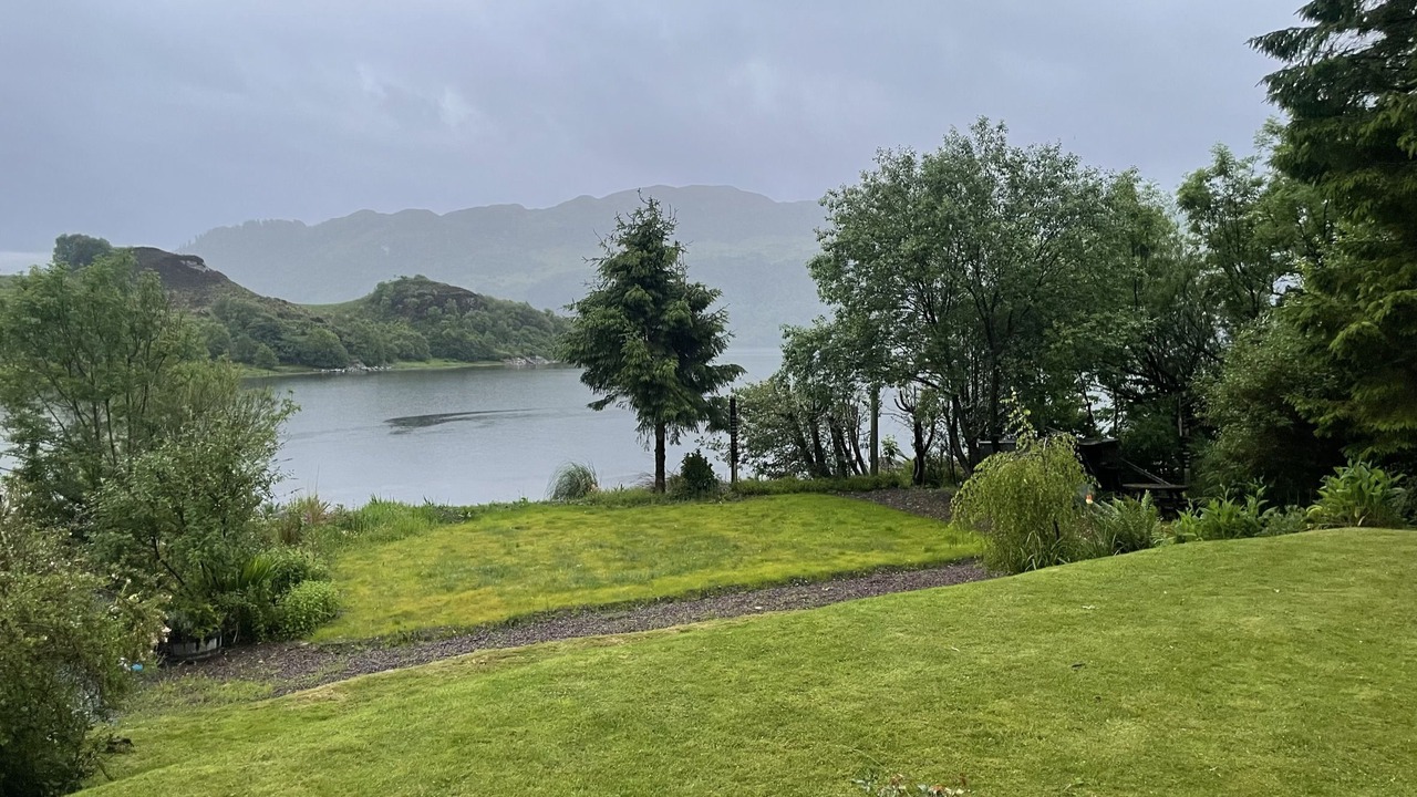 Photo of Others in Nostie