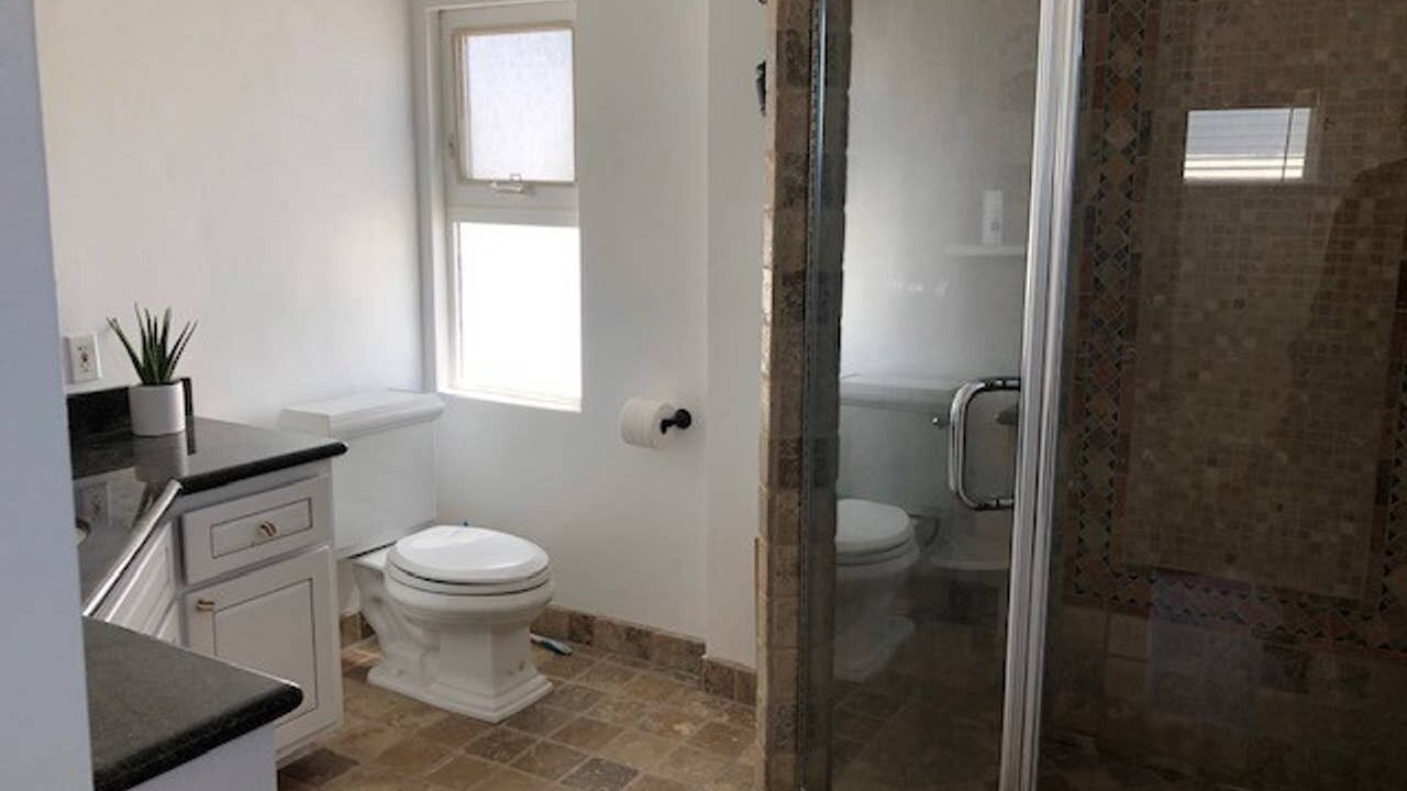 Photo of Bathroom in Balboa Island