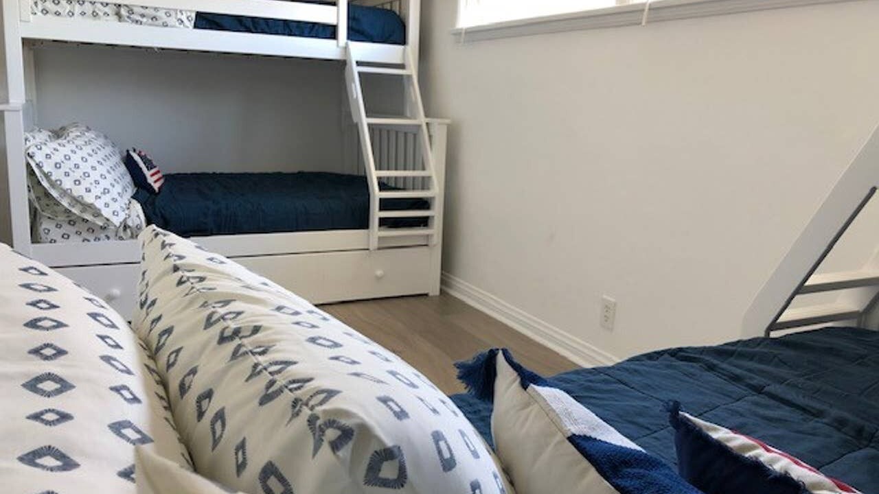 Photo of Bedroom in Balboa Island