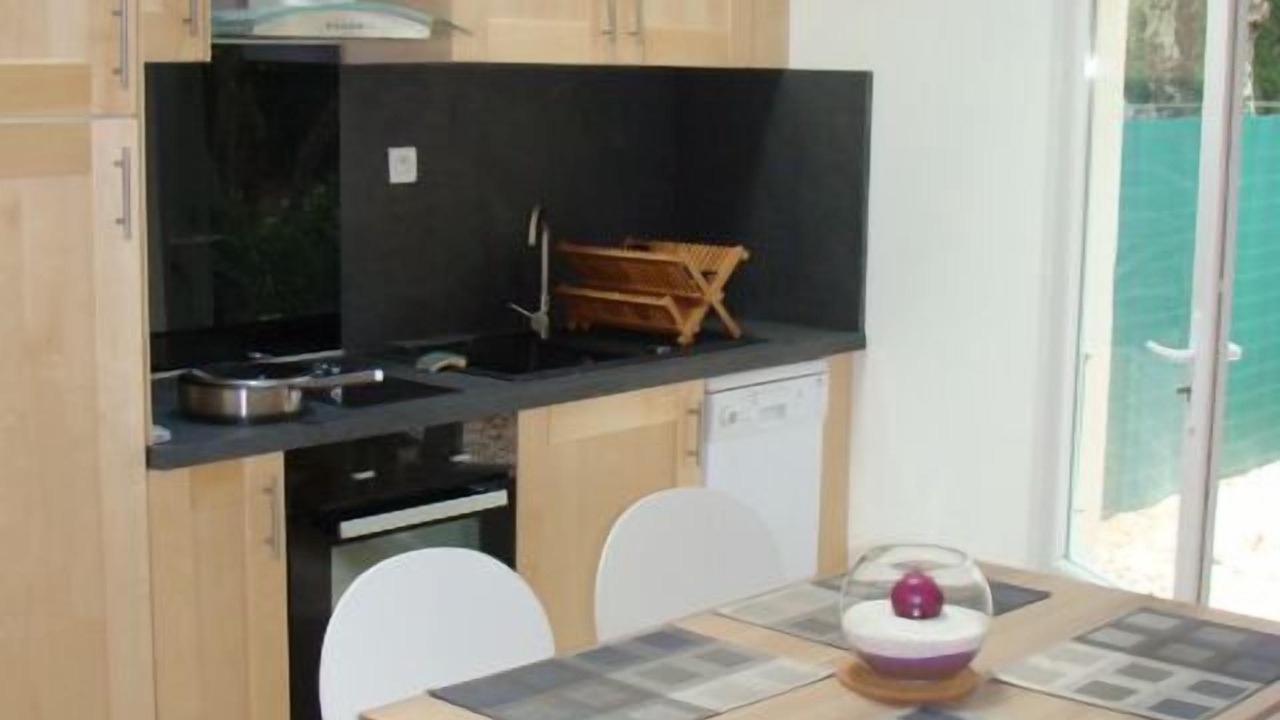 Photo of Kitchen in Labastide-de-Virac