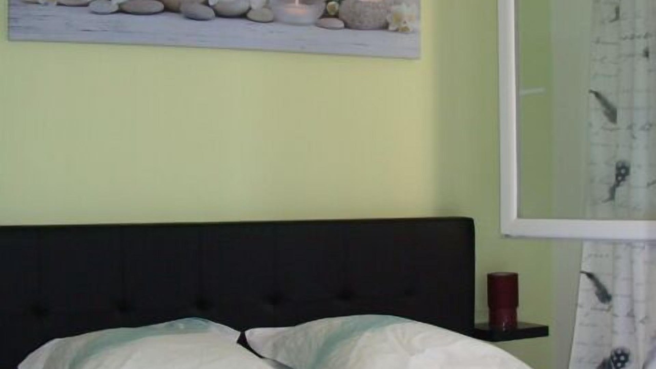 Photo of Bedroom in Labastide-de-Virac