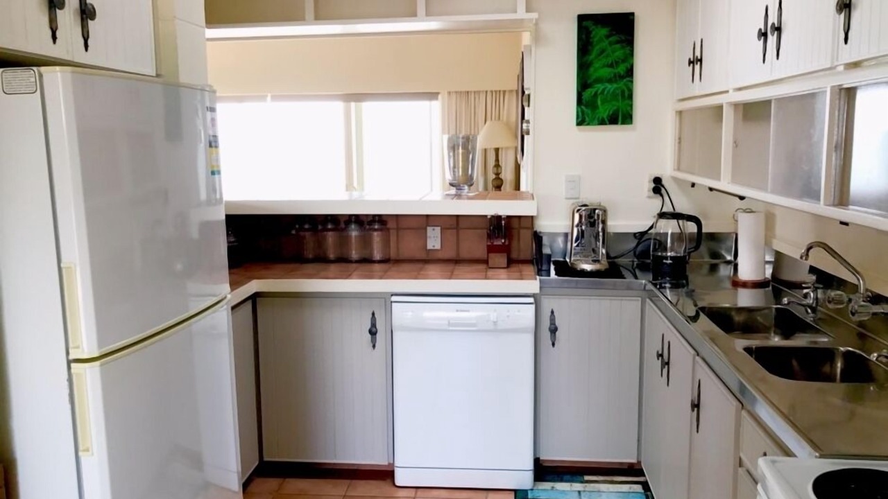 Photo of Others in Russell