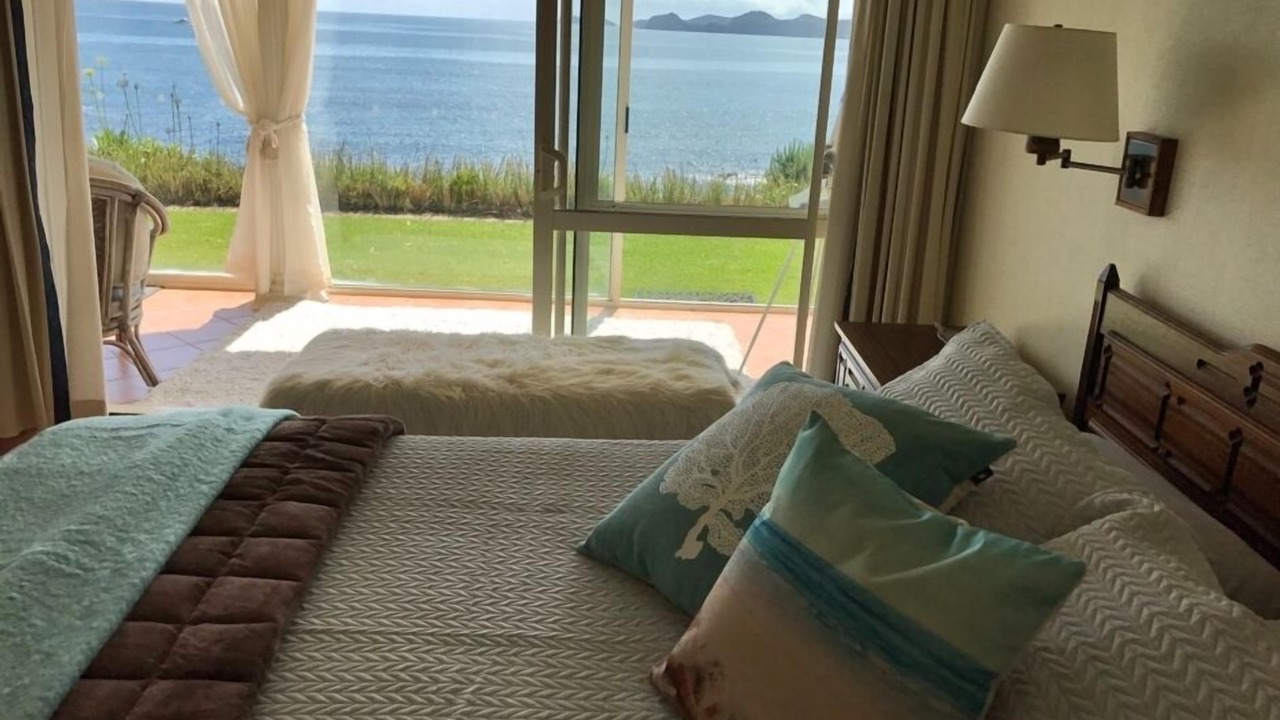 Photo of Others in Russell