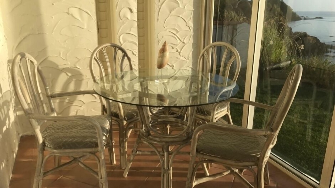 Photo of Others in Russell