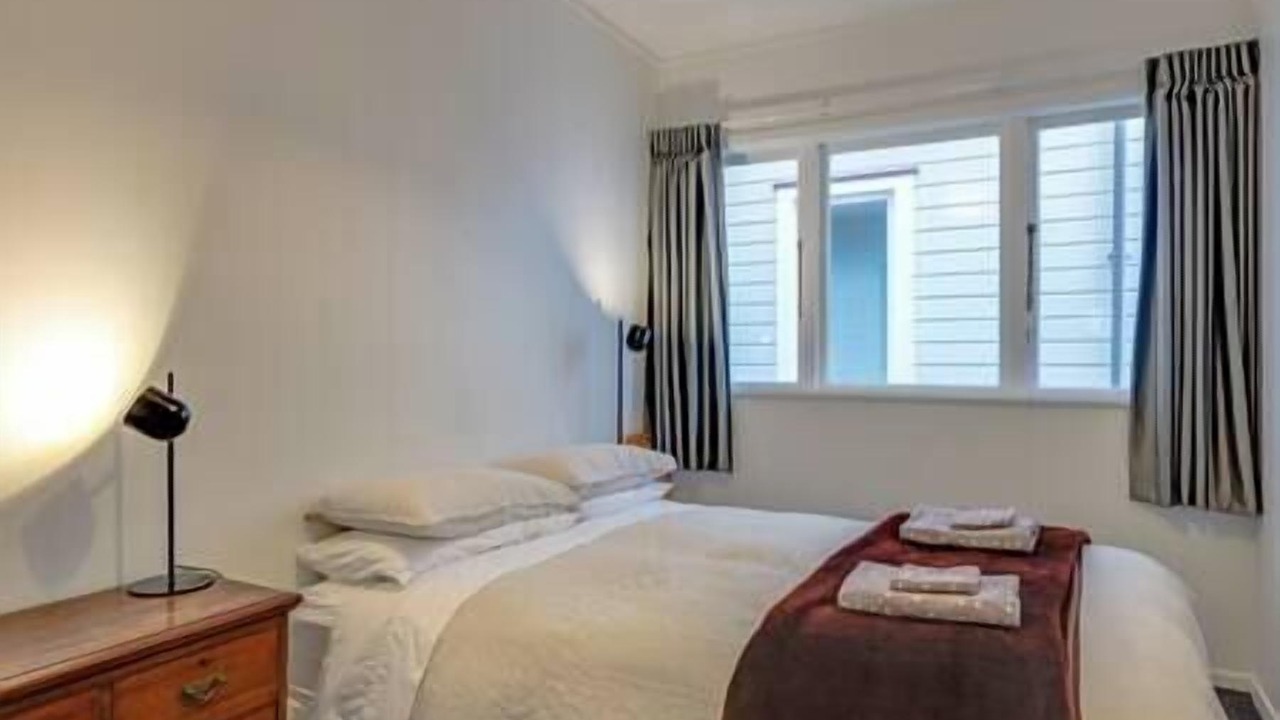 Photo of Others in Oriental Bay