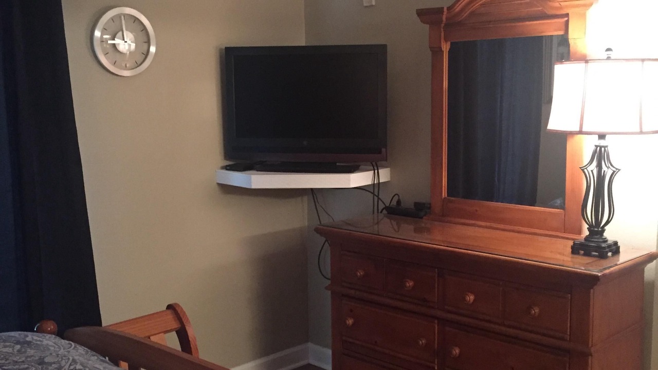 Photo of Bedroom in Miramar Beach