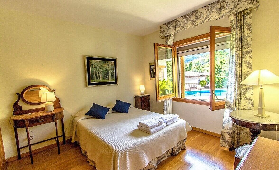 Photo of Bedroom in Les Planes d'Hostoles