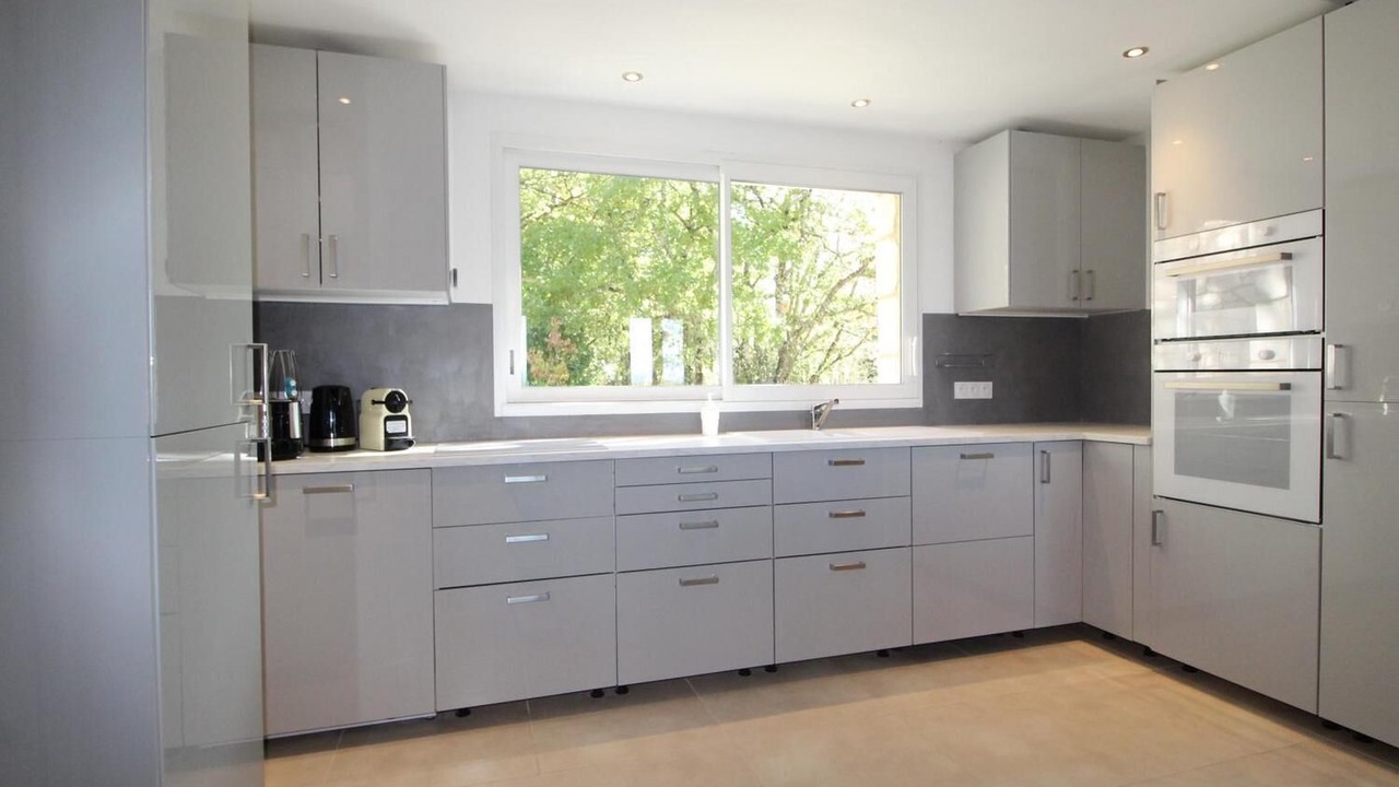 Photo of Kitchen in Labastide-de-Virac
