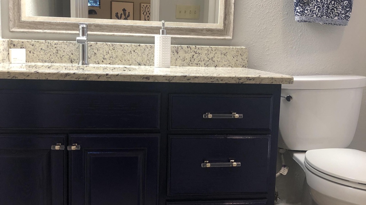 Photo of Bathroom in Vance Jackson