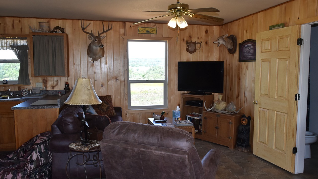 Photo of Livingroom in Mason