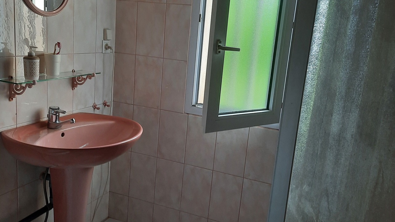 Photo of Bathroom in Pissotte