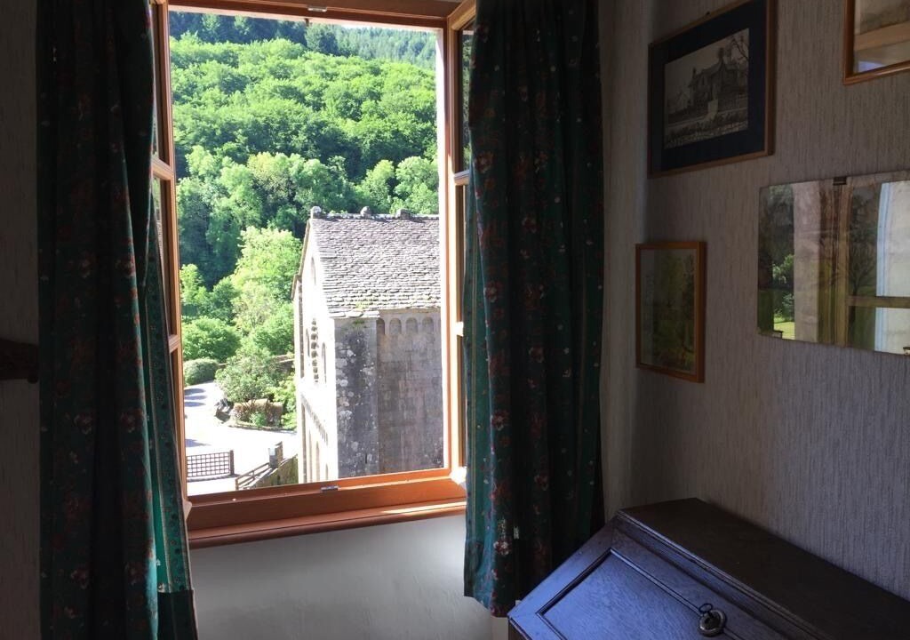 Photo of Others in Sylvanes