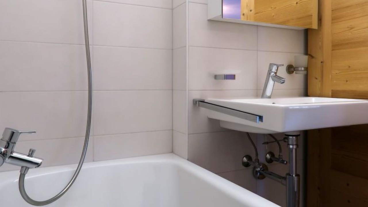 Photo of Bathroom in Saint-Pierre-de-Clages