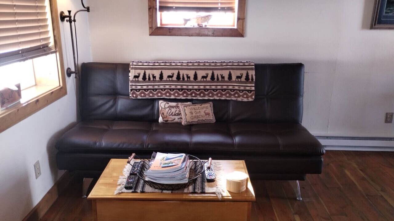 Photo of Livingroom in Livingston