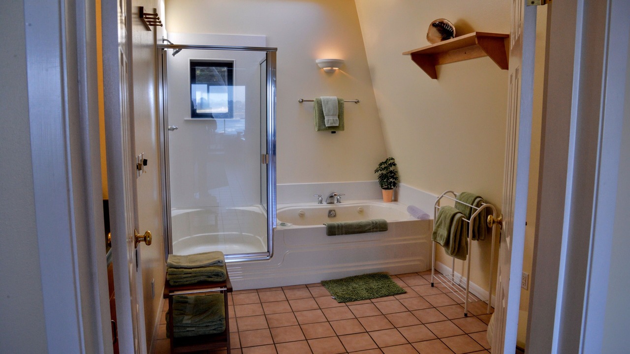 Photo of Bathroom in Mendocino