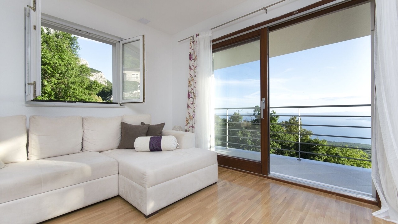 Photo of Livingroom in Bast