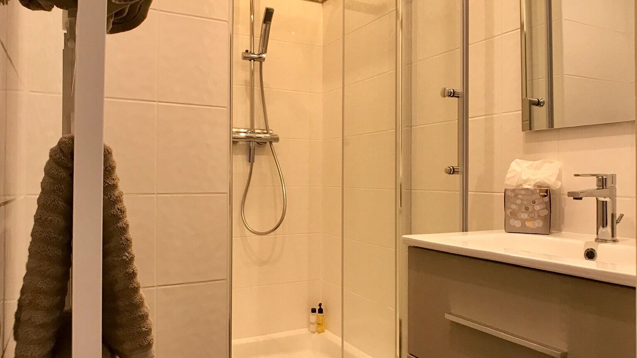 Photo of Bathroom in Dinan
