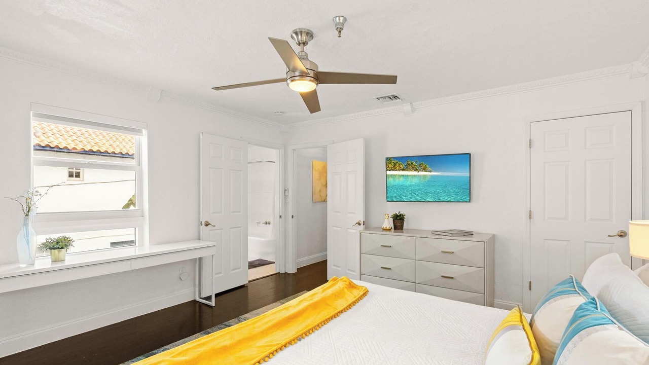 Photo of Bedroom in West Avenue