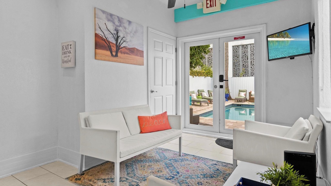 Photo of Livingroom in West Avenue
