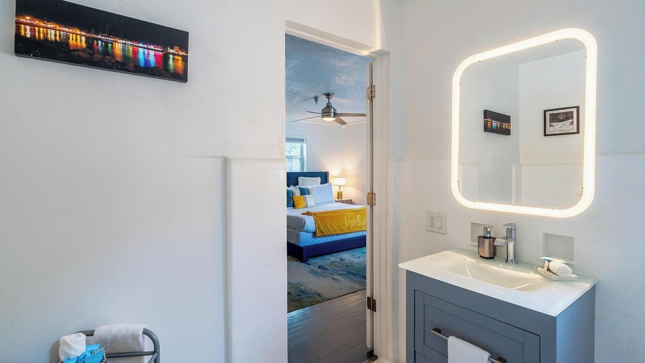 Photo of Bedroom in West Avenue