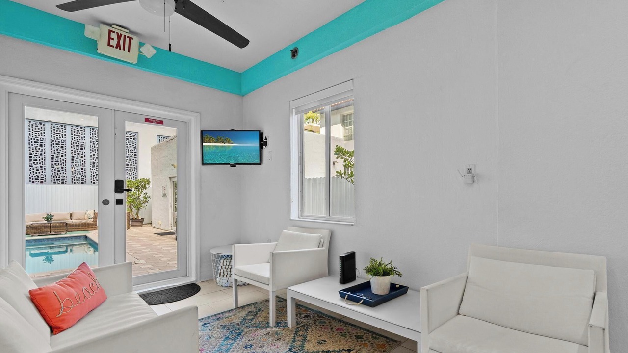 Photo of Livingroom in West Avenue