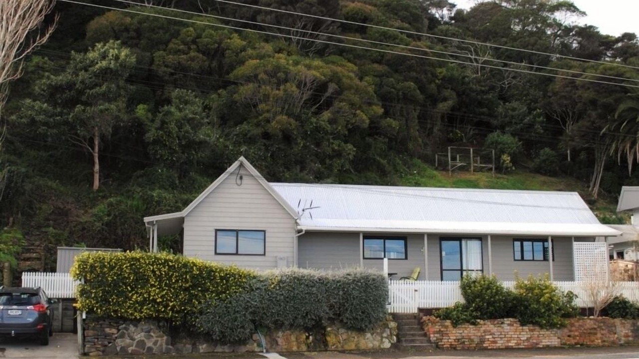 Photo of Others in Thames