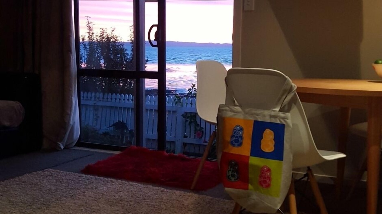 Photo of Others in Thames