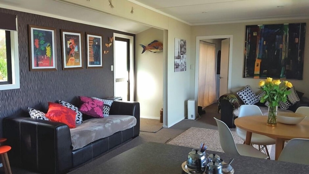 Photo of Others in Thames