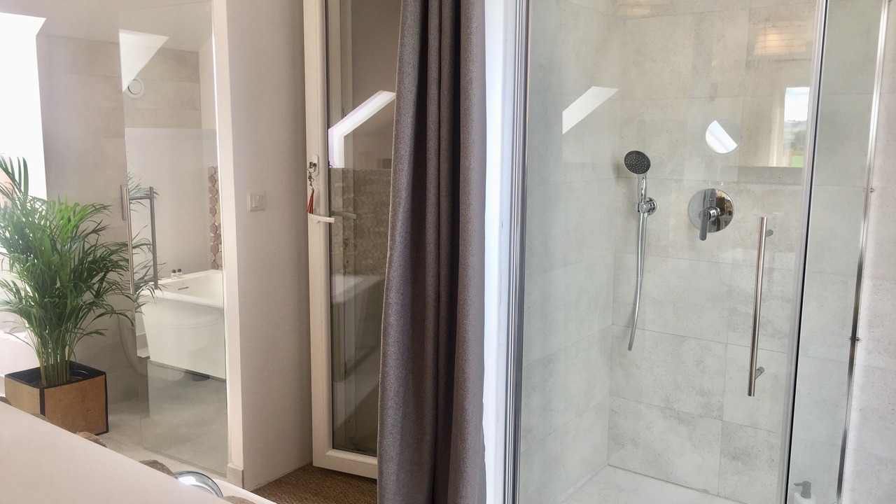 Photo of Bathroom in May-sur-Orne