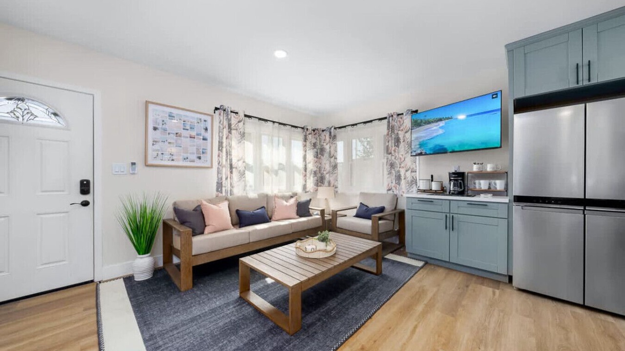 Photo of Livingroom in Ocean Beach