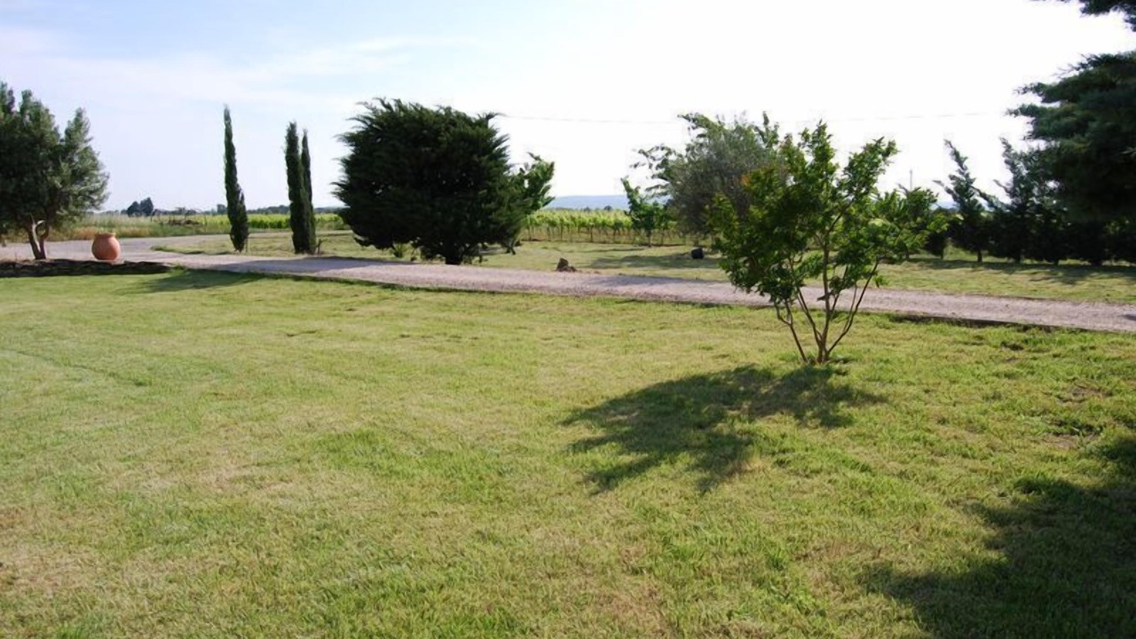 Photo of Others in Tulette