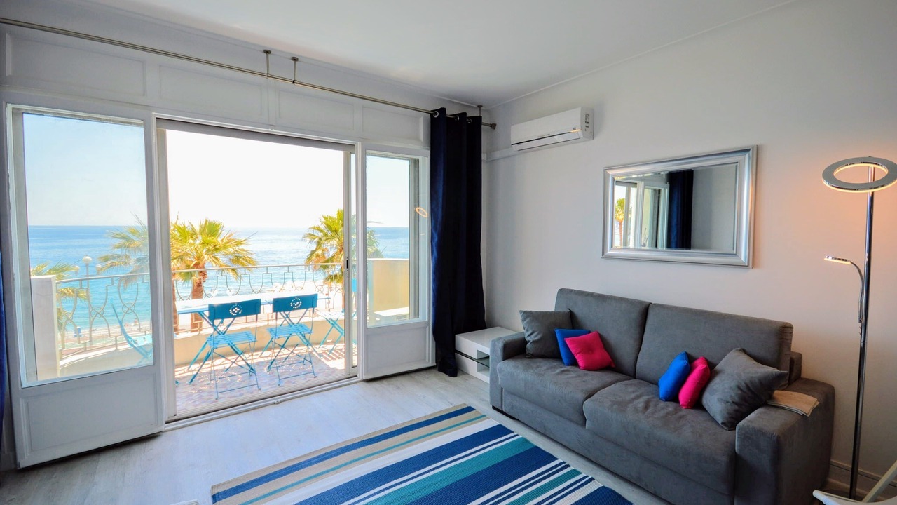 Photo of Livingroom in Fabron