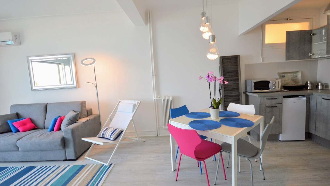 Photo of Others in Fabron