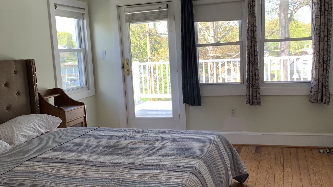 Photo of Bedroom in Mayo