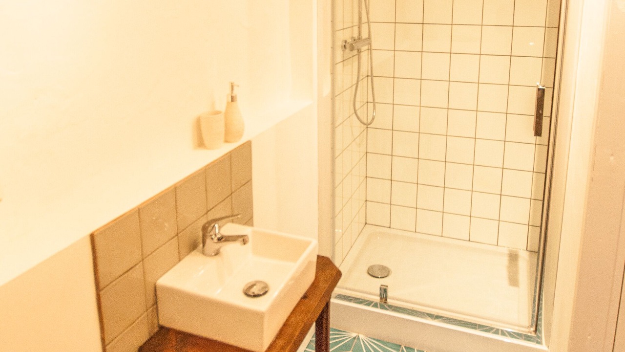 Photo of Bathroom in Montouliers