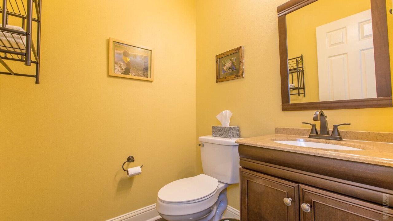 Photo of Bathroom in Brookeland