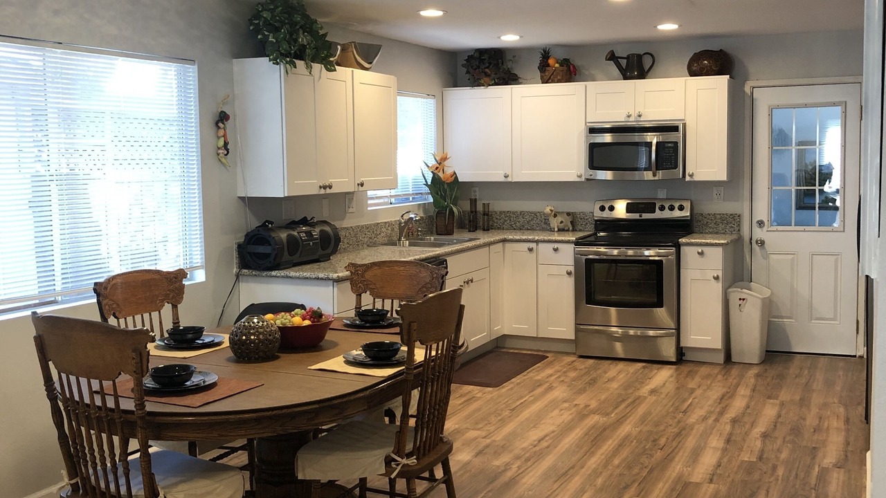 Photo of Kitchen in Rancho Oakey