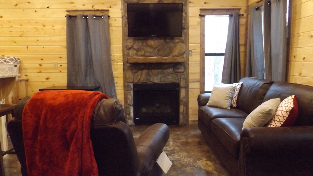 Photo of Livingroom in Broken Bow