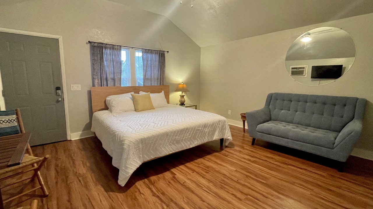 Photo of Bedroom in Central Oklahoma City